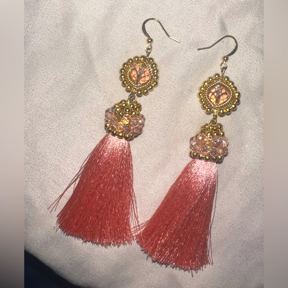 Short tassel handcrafted earrings color peach